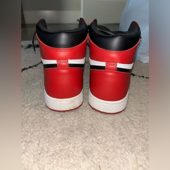 Chicagos - Picture 4 of 7